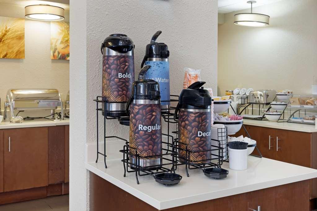 Comfort Inn & Suites Wichita Restaurant foto